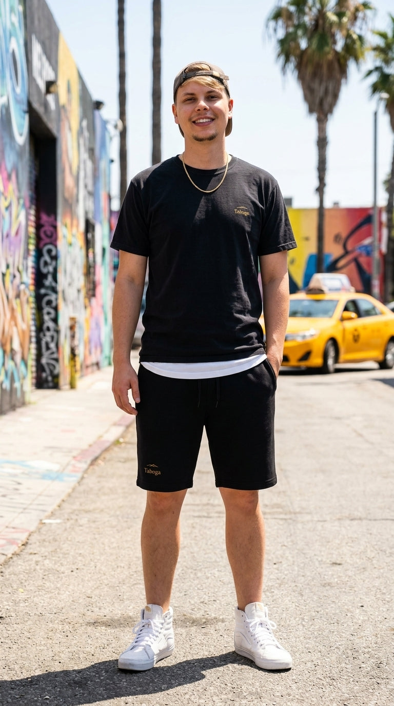Street Fleece Shorts Taboga Lifestyle, back view showing fit